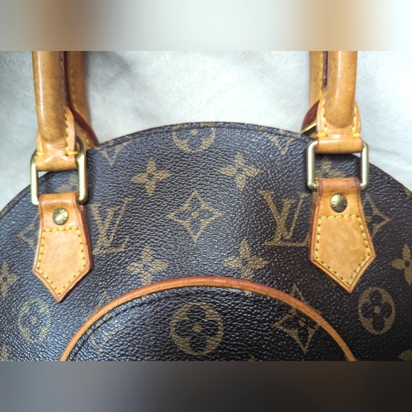 Authentic Louis Vuitton Monogram Ellipse PM Handbag - Picture 6 of 11